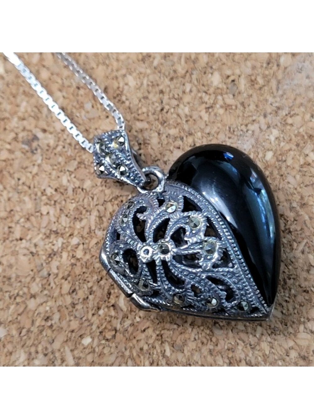Vintage 925 Sterling Silver Black Onyx Marcasite Filigree Heart Locket Pendant